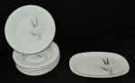 6 pratos rasos em porcelana Bavaria decorado por Ramos de trigo no tom prata acompanha travessa no mesmo padrão